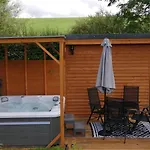 Lodge District And Eden Valley Thornhill *