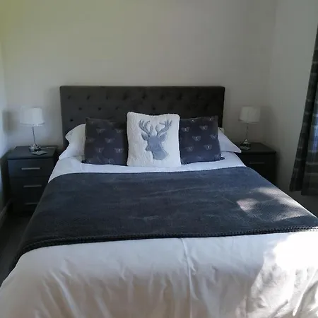 Lodge District And Eden Valley Thornhill *