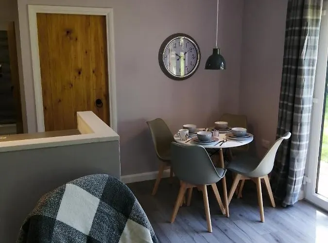 District And Eden Valley Thornhill Lodge